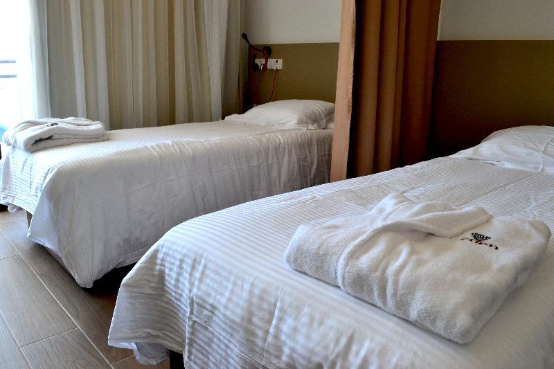 Eden Resort Wellness Rehabilitation Tersephanou Exteriör bild